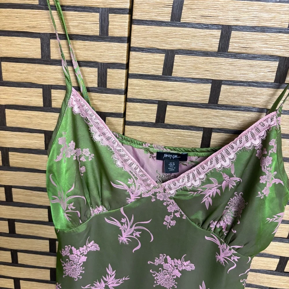Nasty Gal Pink And Green Satin Floral Lace Nightie‎ Slip Dress Size 6 - Picture 4 of 9
